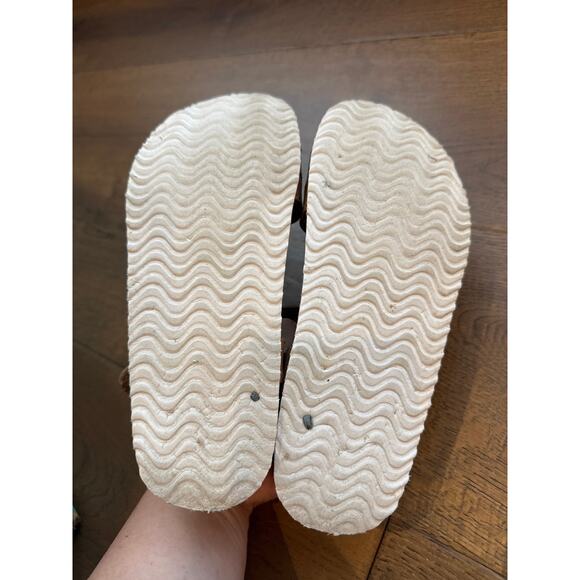 BareTraps BeTrue Persy Ankle Strap Flat Sandals Tan Vegan Leather Women Sz 6M - Picture 6 of 7